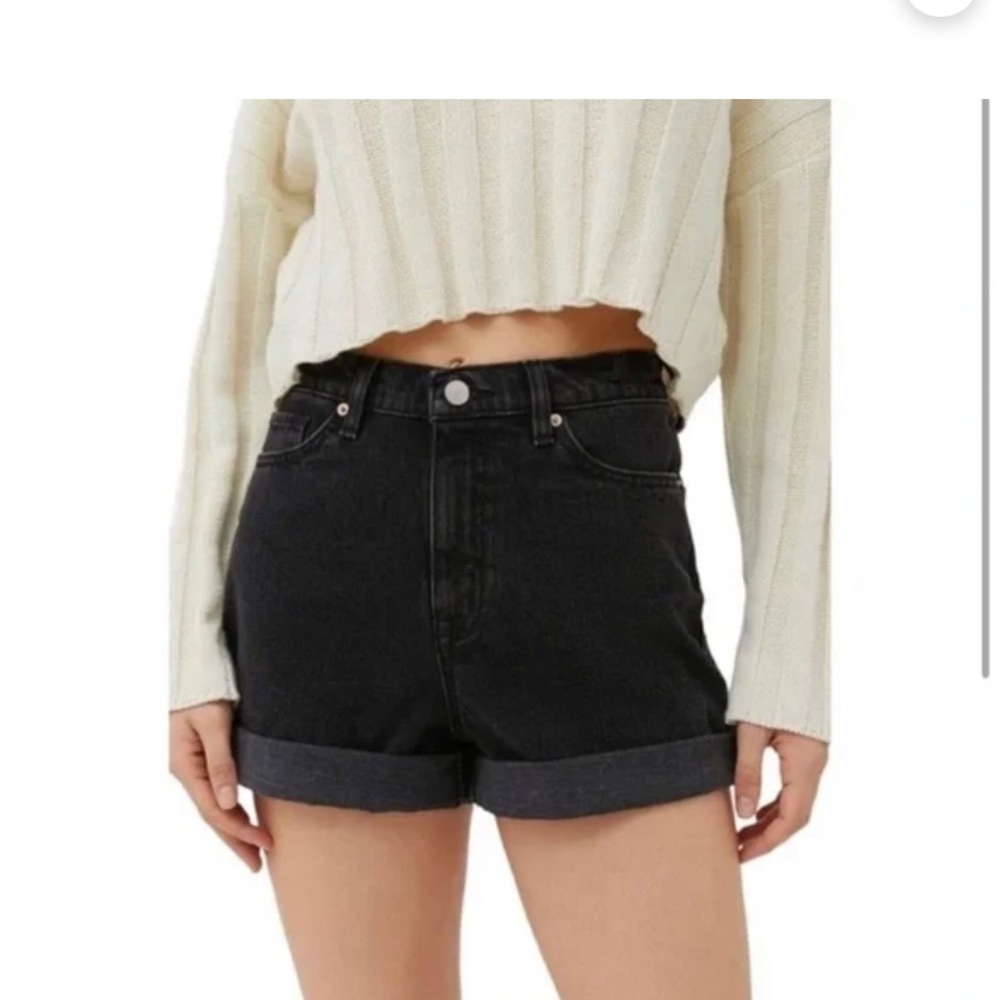 BDG Mom High Rise Shorts